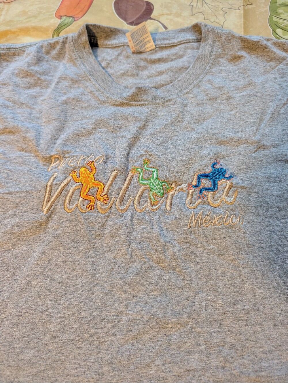 Puerto Vallarta Mexico Embroidered T-Shirt – Gray – Size Large